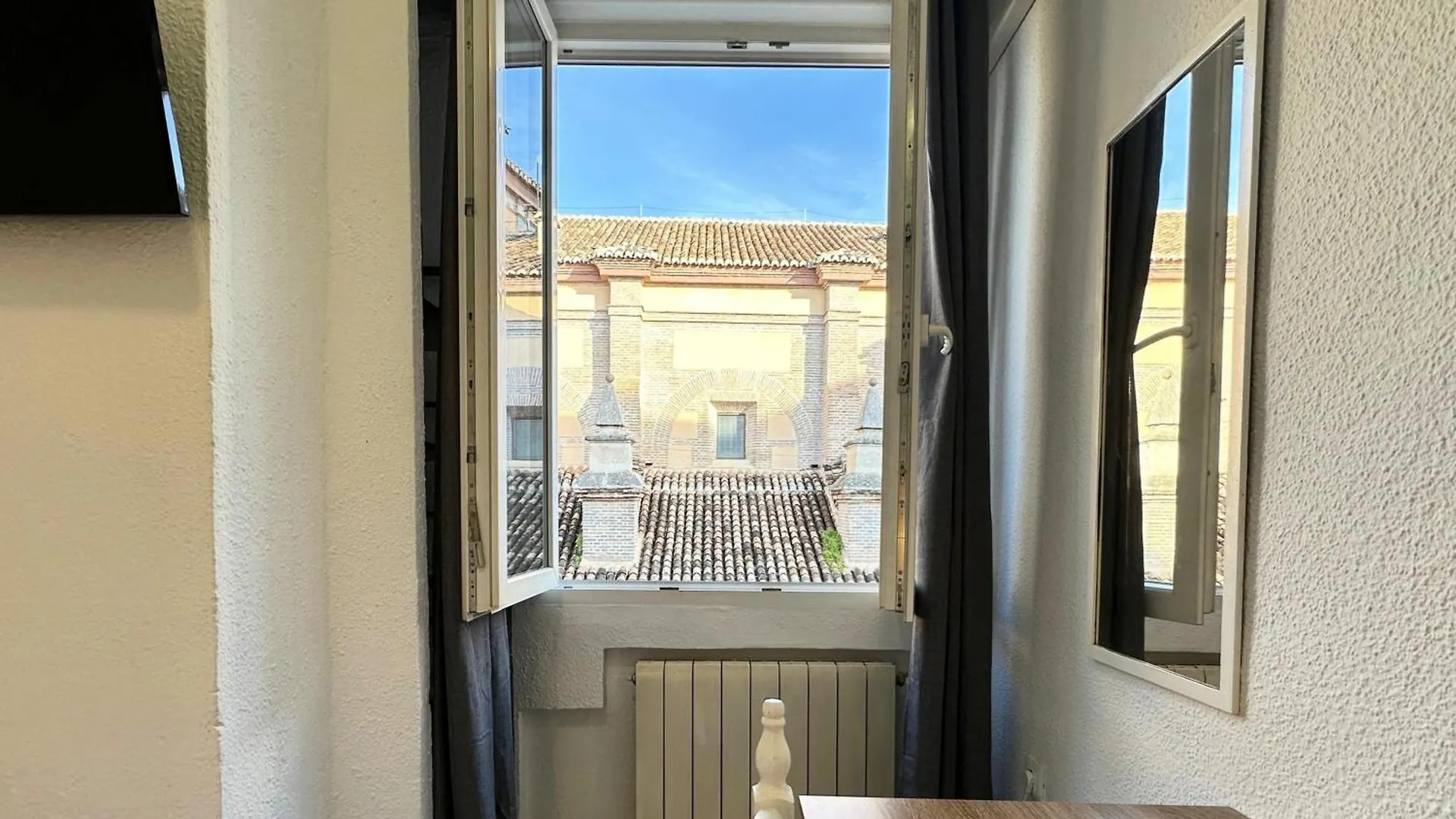 Pension Recogidas 0*, Granada